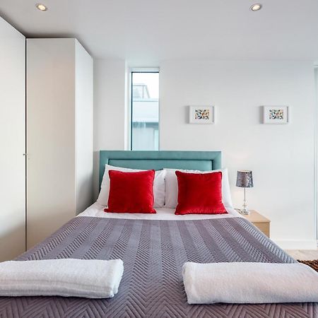 Excel Dock Apartments London Exterior foto
