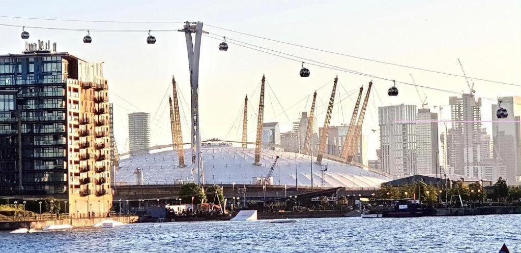 Excel Dock Apartments London Exterior foto
