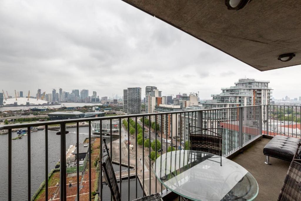 Excel Dock Apartments London Exterior foto